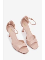 Lakované sandály na jehlovém podpatku béžové Revella