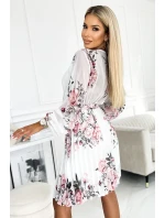 415-2 YSABEL Plisované šaty s výstřihem, dlouhými rukávy a páskem - BÍLÁ V RŮŽOVÉ barvě