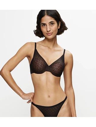 TRIUMPH – Signature Sheer: Polstrovaná podprsenka s kosticemi, neviditelná pod topy Triumph