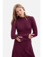 B299 Žebrované midi šaty s asymetrickým pasem - švestka