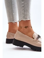 Dámské lakové mokasíny na ploché podrážce béžové Ezoma