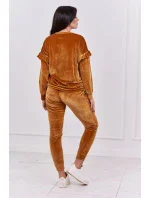 Velurová souprava s volánky velbloud Velurová souprava s volánky velbloud