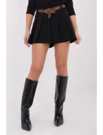 Kraťasy s sukňovou dolní částí model 222212 Rue Paris Kraťasy s sukňovou dolní částí model 222212 Rue Paris