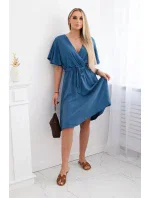 Šaty s vrstveným výstřihem džínovina