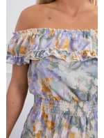 Zelené květinové šaty s otevřenými rameny