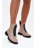 Lakované dámské kotníkové boty z pravé kůže D A MR52 108 béžové Lakované dámské kotníkové boty z pravé kůže D A MR52 108 béžové