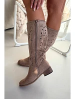 Ažurové kozačky na klínu NS596P béžové - Seastar