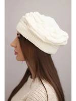 Dámská zimní vlněná čepice se zdobnými krystaly K399 ecru