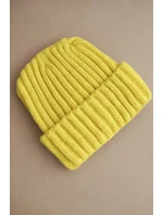 Czapka s ohrnutím Magda K293 žlutá