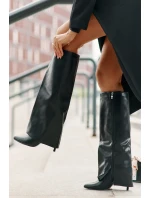 Zateplené kozačky na jehlovém podpatku s ohrnutým svrškem černé Tamonia