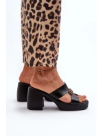 Zazoo 40419 Kožené Dámské Žabky S Výstřihy A Ozdobou Černé