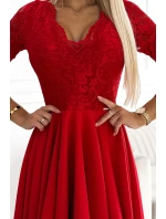 210-16 NICOLLE šaty s krajkovým výstřihem a delšími zády - červené