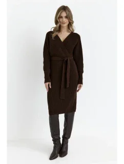 M810 Svetrové šaty s výstřihem do V - hnědé
