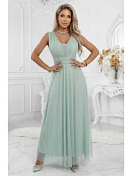 637-5 Dlouhé maxi šaty s brokátovým akcentem a hlubokým výstřihem - pistáciová barva