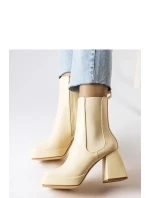 Boty na podpatku  model 207760 Solea