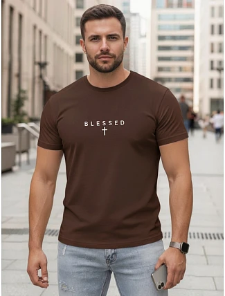 Pánské bavlněné tričko s potiskem BLESSED hnědé FashionStreet NX5124R Pánské bavlněné tričko s potiskem BLESSED hnědé FashionStreet NX5124R