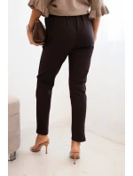 Dámské viskózové kalhoty s páskem a zúženými nohavicemi hnědé Dámské viskózové kalhoty s páskem a zúženými nohavicemi hnědé