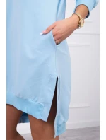 Šaty s kapucí a delšími zády modré