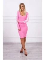 Otrhané světle růžové šaty