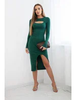 Dámské šaty s průstřihem ve výstřihu zelený Dámské šaty s průstřihem ve výstřihu zelený