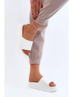 Dámské žabky na tlusté podrážce bílé Oreithano