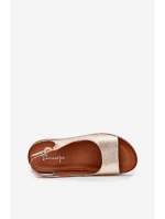 Dámské kožené sandály na klínu Maciejka L7069 Zlaté