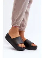 Dámské pantofle se silnou podrážkou černé Oreithano