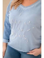 Dámská blůza Plus Size s nápisem a perličkami v modré barvě jeansová