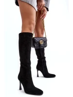 Zateplené dámské kozačky na vysokém podpatku černé Isot