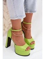Lakované dámské sandály na podpatku a platformě Zelené Horvia