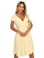 348-13 SCARLETT rozšířené midi šaty s obálkovým výstřihem a páskem - máslově žluté