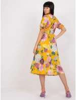 Šaty LK SK 507564.36P tmavě žlutá Šaty LK SK 507564.36P tmavě žlutá