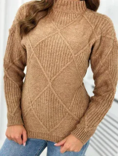 Svetr položený přes hlavu v diamantech Velbloud