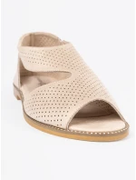 Trendy dámské zlaté  sandály na plochém podpatku