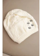 Dámská zimní čepice vlněná s ozdobnými aplikacemi K468 ecru