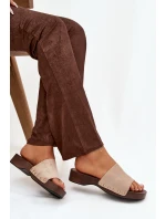 Dámské pantofle s zlatými sponami béžové Ferinna