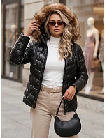 Dámská prošívaná zimní bunda s kapucí MIRIAL černá FashionStreet TY3769 Dámská prošívaná zimní bunda s kapucí MIRIAL černá FashionStreet TY3769
