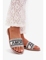 Dámské sandály na plochém podpatku se zdobením Amore bílé Avelina