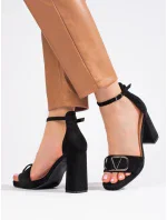 Výborné  sandály černé dámské na širokém podpatku