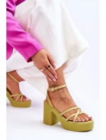 Módní sandály na vysokém podpatku s pásky limetove Shemira