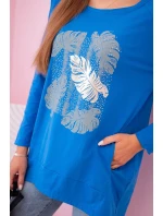 Dámská halenka s kapsami a ozdobným potiskem chrpově modrá Dámská halenka s kapsami a ozdobným potiskem chrpově modrá