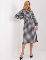 LK SK 509516 šaty.04 bílá a černá LK SK 509516 šaty.04 bílá a černá