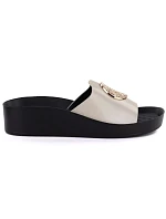 Dámské žabky na zlaté platformě Potocki 43326