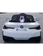 LICENCOVANÉ BMW i4 BÍLÉ