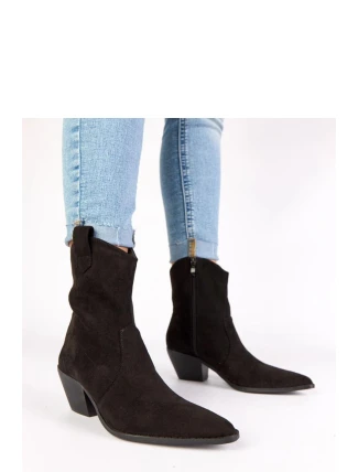 Boty na podpatku  model 222050 Solea