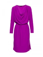 S428 Šaty s výstřihem - levandulová S428 Šaty s výstřihem - levandulová