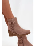 Dámské zateplené botky na platformě s třásněmi Olivarae – Béžové Dámské zateplené botky na platformě s třásněmi Olivarae – Béžové