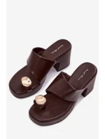 Dámské Pantofle na Podpatku se Zlatým Detalem Čokoládové Sinora