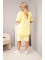 Dámský bavlněný komplet Plus Size s halenkou a šortkami žlutý Dámský bavlněný komplet Plus Size s halenkou a šortkami žlutý