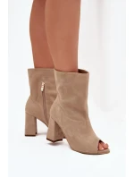 Semišové Boty Na Podpatku S Otevřenými Prsty Béžové Zazoo 3830